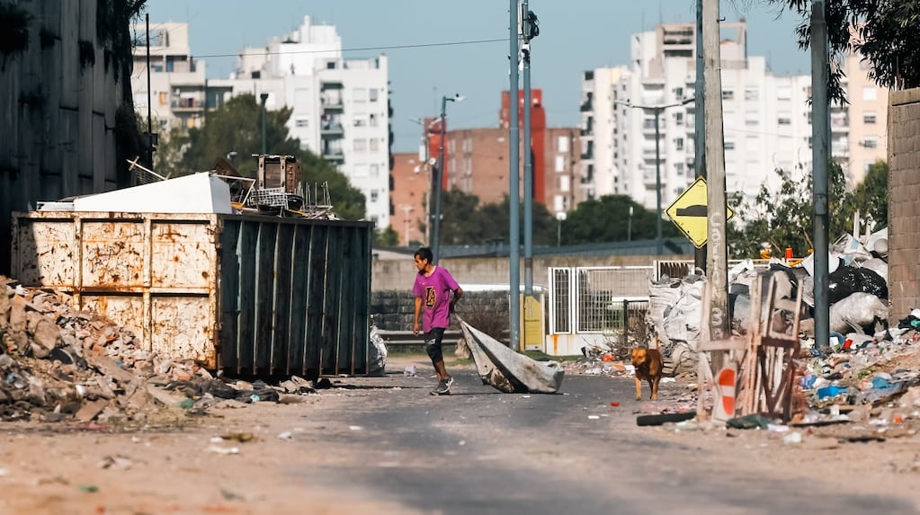 Estos ingresos necesitó una familia en julio de 2025 para no ser pobre en la Argentina