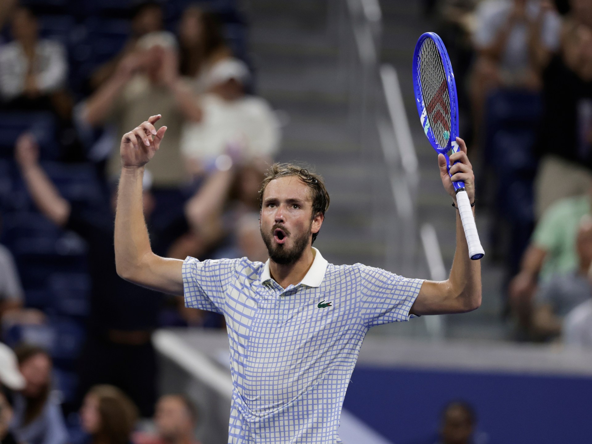 Daniil Medvedev sale de US Open después del incidente del fotógrafo en el punto de partido