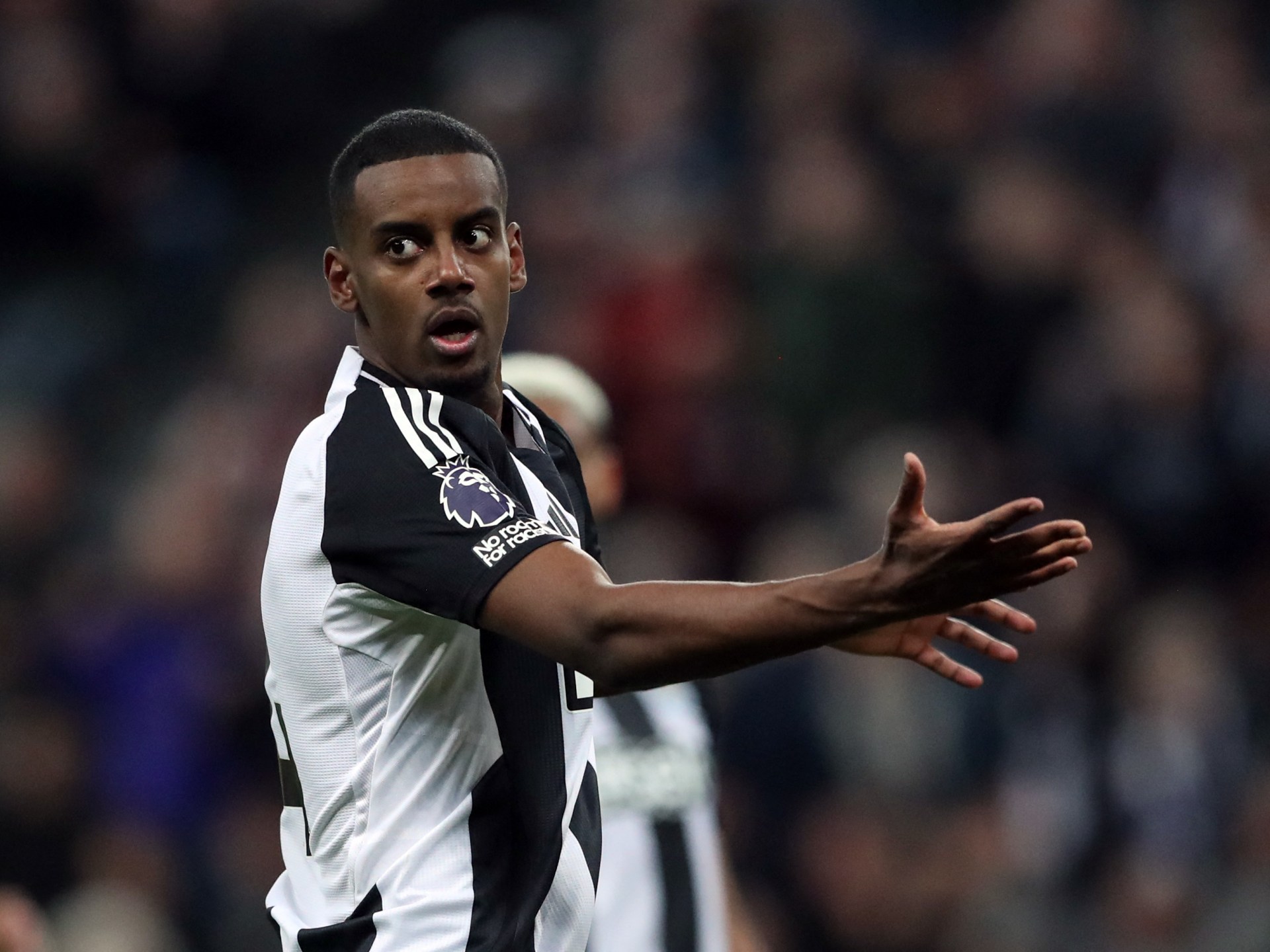 Isak golpea a Newcastle en Boost to Liverpool Hopes de firmar sueco