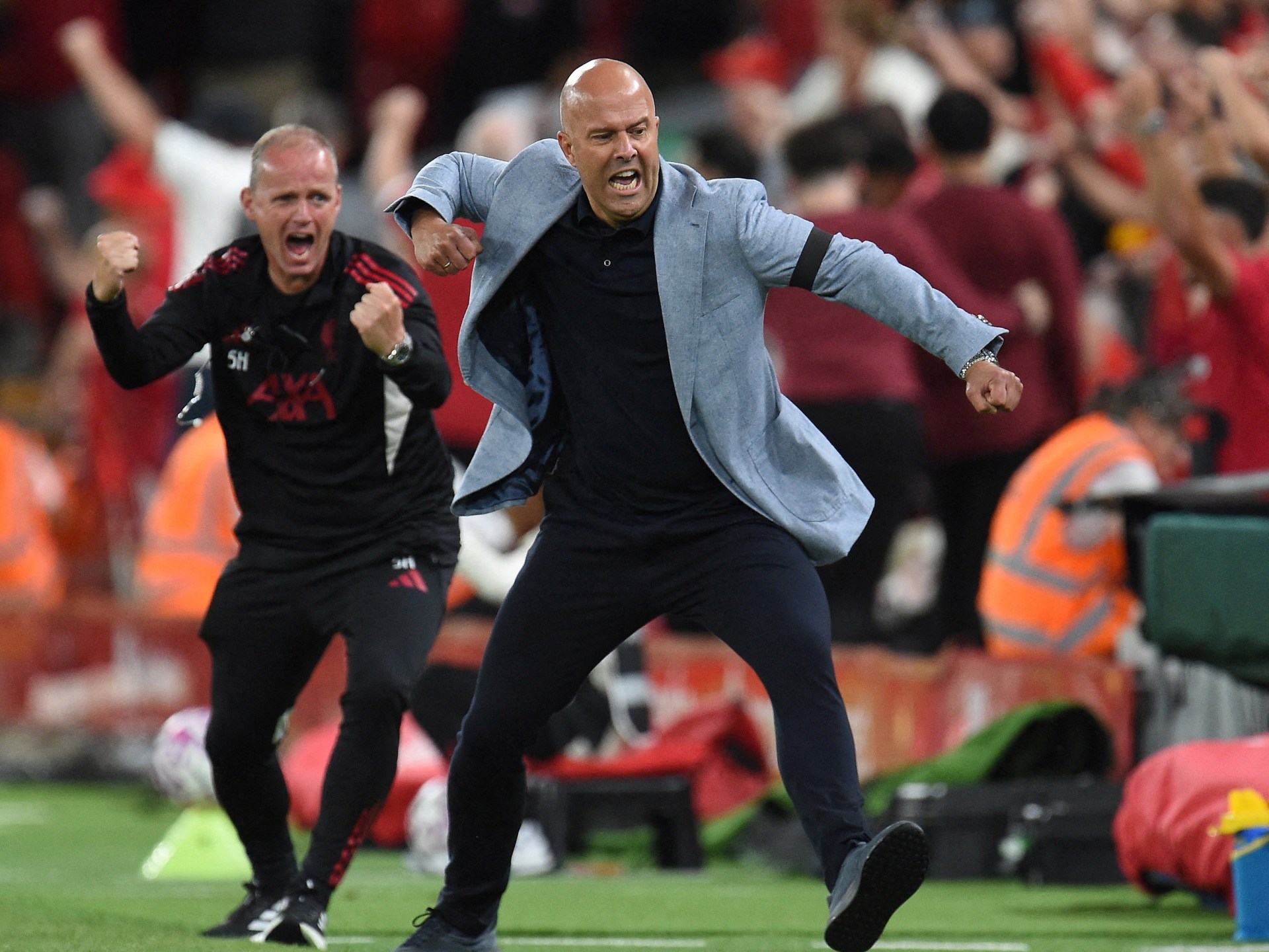 Liverpool Evita el susto de Bournemouth tardío para ganar el primer partido de la Premier League