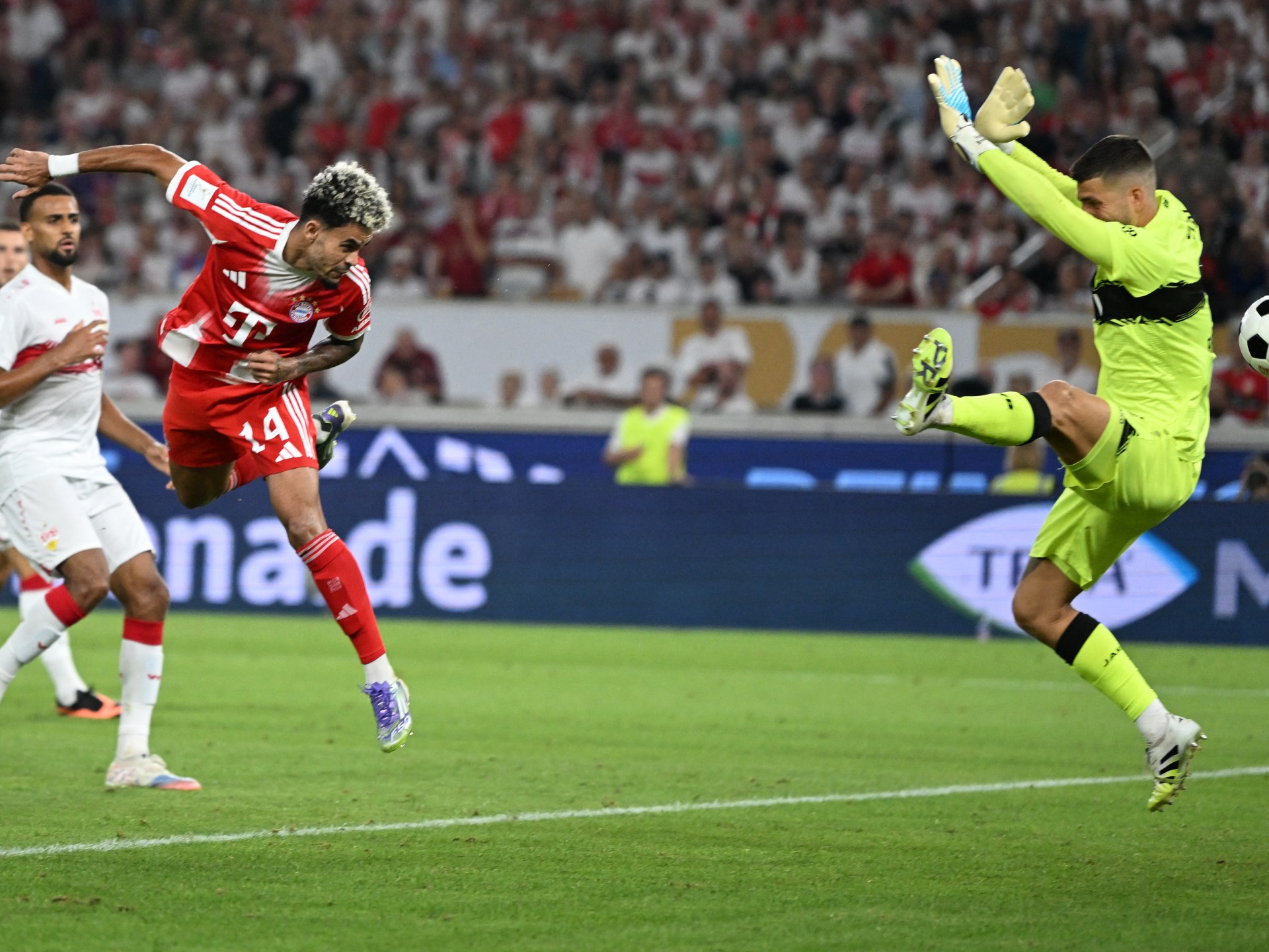 Luis Díaz anota para Bayern Munich para ganar la supercupación alemana en el debut