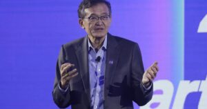 Trump dice que el CEO de Intel está «muy en conflicto», pide su renuncia