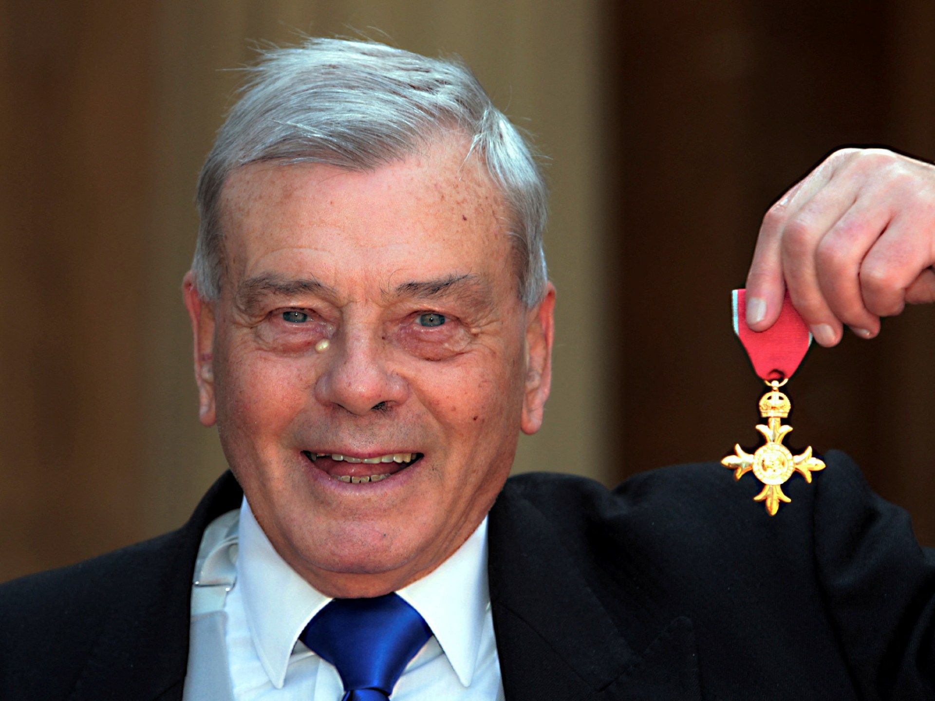 El ex árbitro de cricket Dickie Bird muere de 92 años