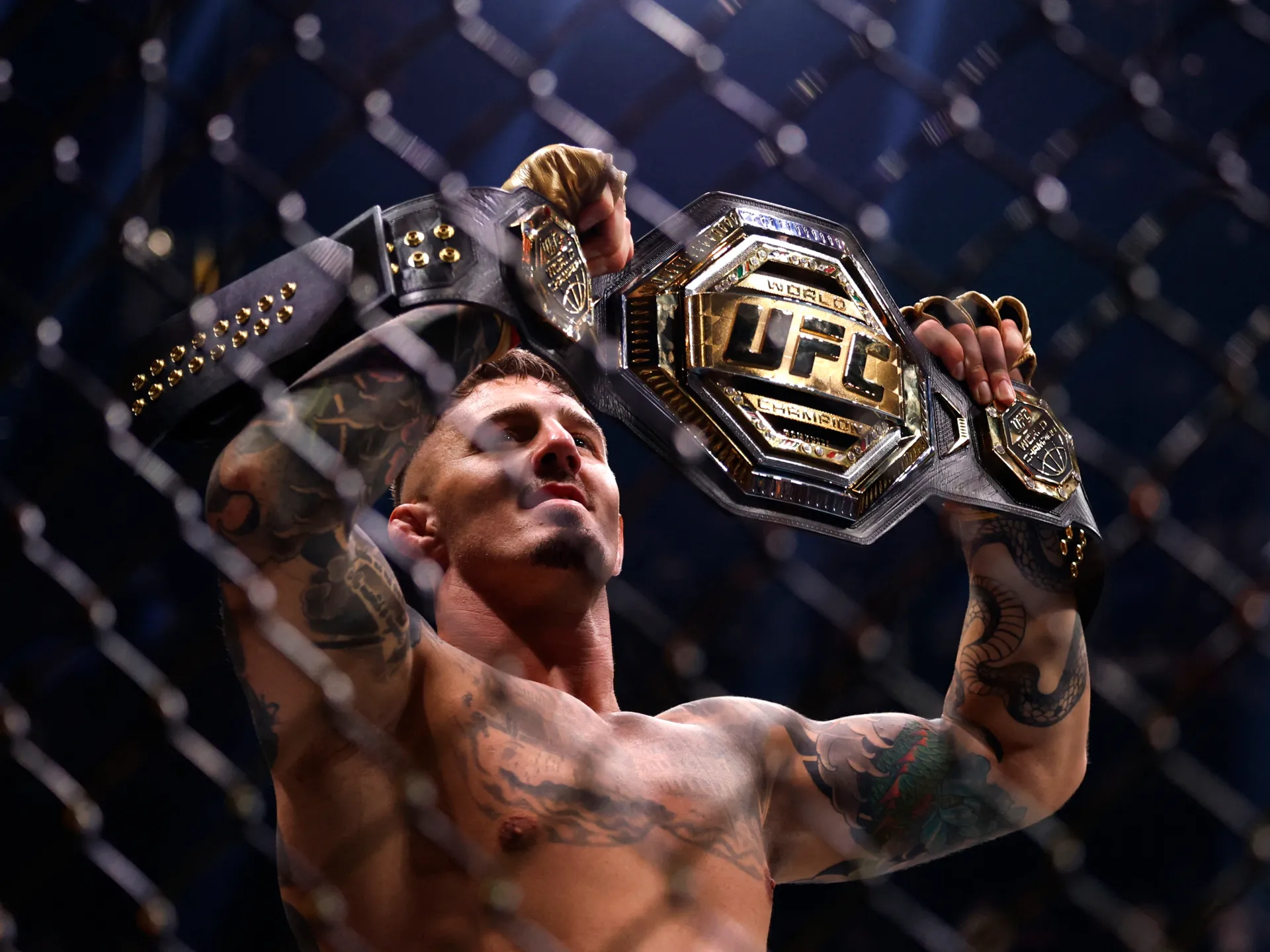 Aspinall intenta silenciar el ruido antes de la pelea con Gane en UFC 321