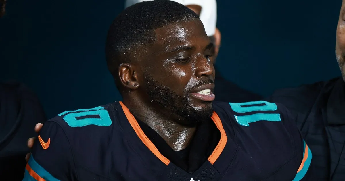 La colina de Tyreek de Dolphins sufre lesiones graves a la rodilla contra los aviones en la NFL