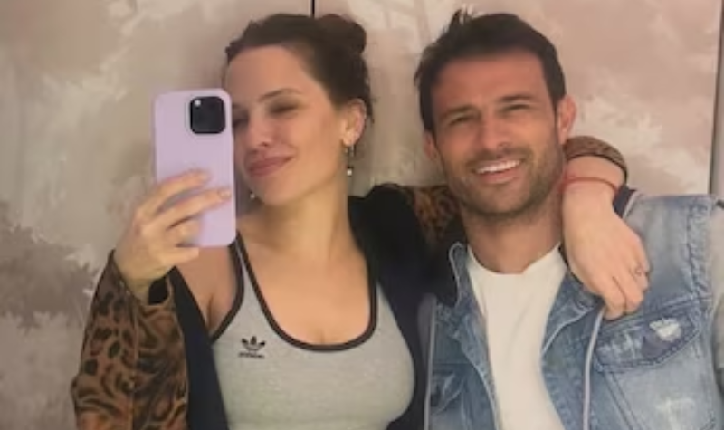 La romántica foto de Darío Cvitanich e Ivana Figueiras en su primer viaje como novios a Europa