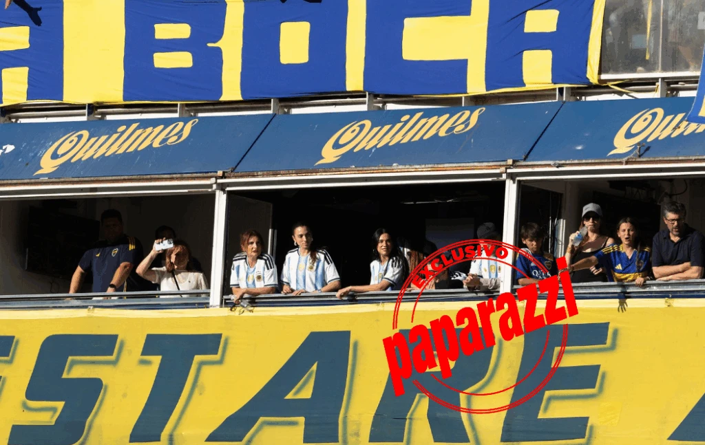 ¡Exclusivo! Las fotos de Dua Lipa en la Bombonera viendo el Superclásico entre Boca y River