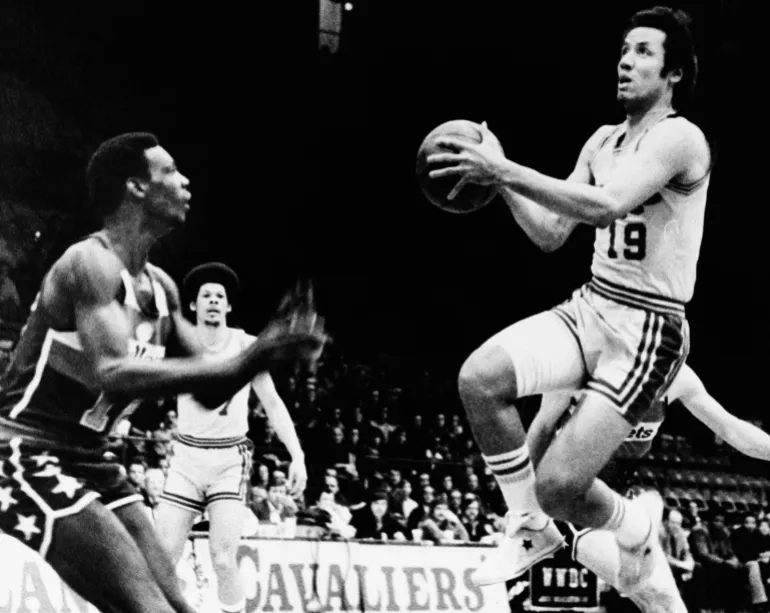 Lenny Wilkens en acción.