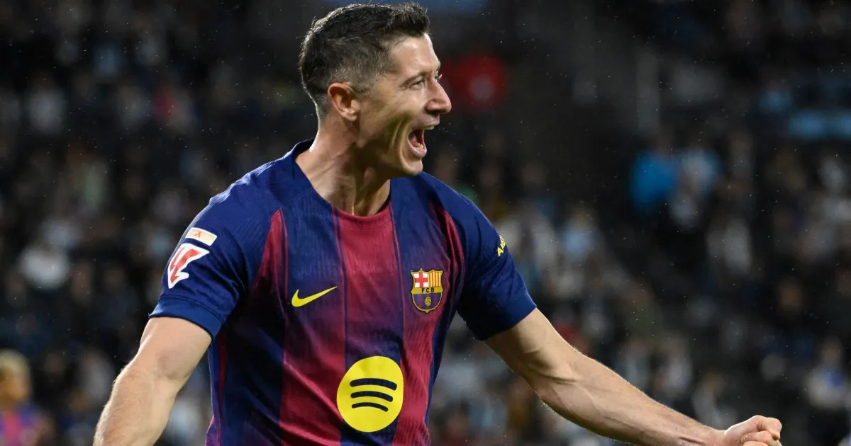 El Barcelona castiga el empate del Madrid tras el hat-trick de Lewandowski aplastando al Celta de Vigo