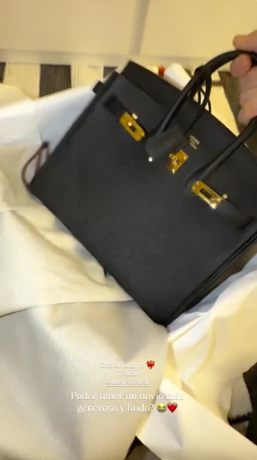 ¡Explota Wanda! El provocador regalo de Mauro Icardi a la China Suárez por su primer aniversario 3 ¡Explota Wanda! El provocador regalo de Mauro Icardi a la China Suárez por su primer aniversario