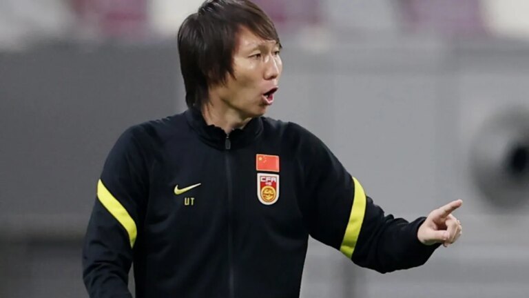 China prohíbe 73 y castiga a los principales clubes de fútbol en el último escándalo de corrupción