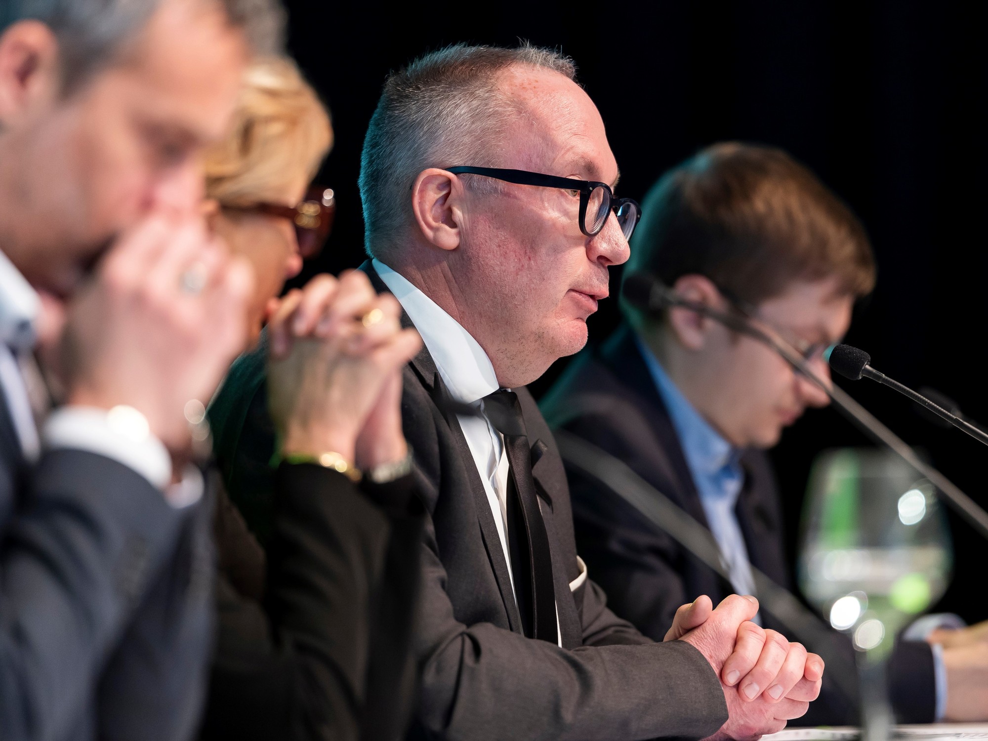 El bar suizo donde ocurrió un incendio mortal en Año Nuevo tuvo la última inspección en 2019