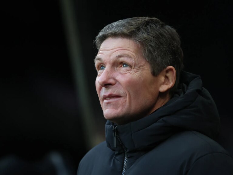 El entrenador del Manchester United habla de "pérdida de tiempo", dice el favorito Glasner