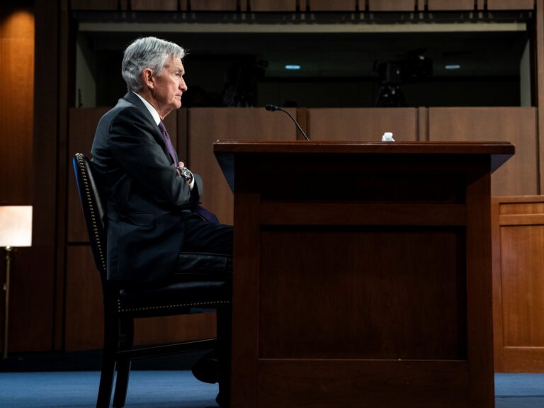 La Reserva Federal cambia de rumbo y se enfrenta a Trump