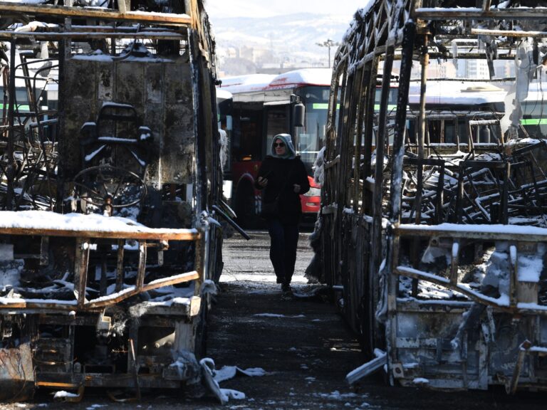 Protestas en Irán hoy, EN VIVO: “Irán quiere hablar y hablaremos”, dijo Donald Trump al lanzar el Consejo de la Paz en Davos