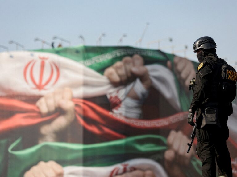 Protestas en Irán hoy: las primeras llamadas al exterior llegan con relatos de más de 2.000 muertos, escenas escalofriantes y hospitales como “zonas de guerra”