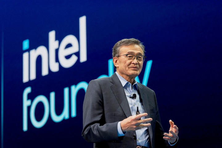 El CEO de Intel, Lip-Bu Tan, anunció miles de despidos a nivel internacional. Foto: REUTERS 