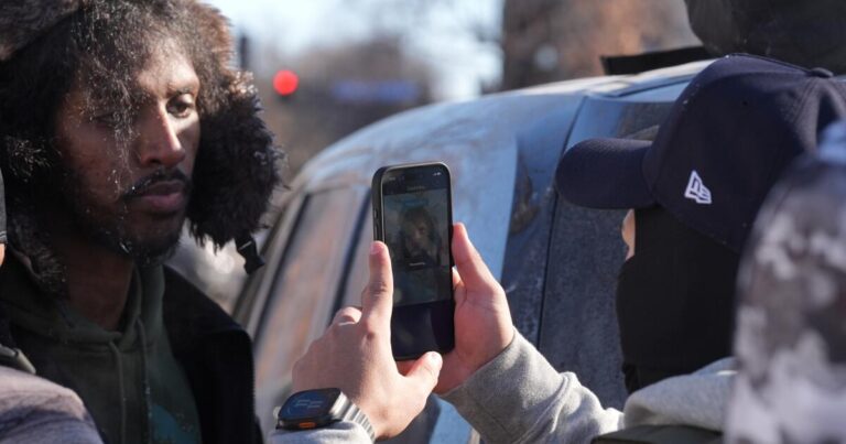 Seguridad Nacional aumenta la vigilancia en las redadas de inmigración y arresta a los ciudadanos