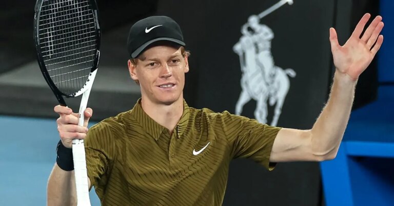 Sinner y Osaka avanzan a la tercera ronda del Abierto de Australia