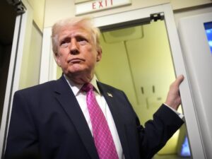 Trump considera apropiarse del petróleo de Irán: la isla de Kharg y la guerra se preparan para un conflicto terrestre.