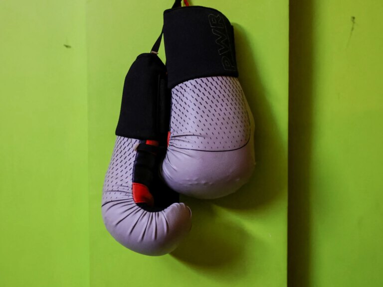 World Boxing permite a los boxeadores rusos y bielorrusos competir como neutrales