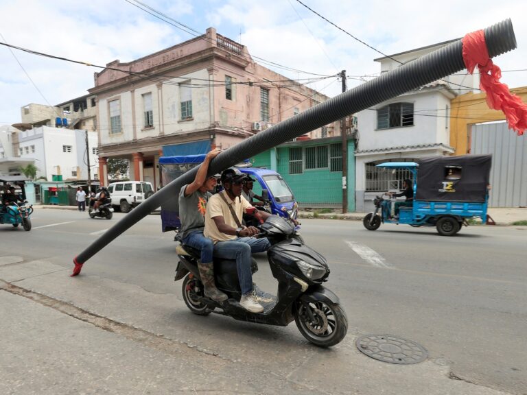 La crisis y sanciones de Donald Trump limitan las opciones de los cubanos que quieren salir de la isla