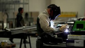 Ni el banco ni el descuento de cheques: la herramienta que usan cada vez más pymes para financiarse más barato