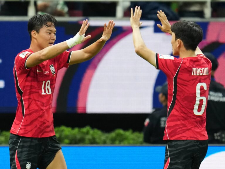 Corea del Sur remonta tarde para vencer a Chequia en la jornada inaugural de la Copa del Mundo