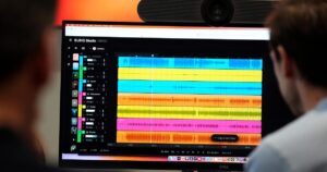 ‘La capacidad de decir no’: los artistas exigen consentimiento sobre el uso de IA en su música