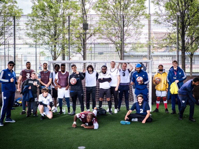Más que un juego: fútbol, ​​amistad y recuperación de la salud mental | Copa del Mundo 2026