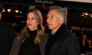 Mauricio Macri y Dolores Teuly juntos por primera vez, y muy enamorados: la salida pública que confirma el romance