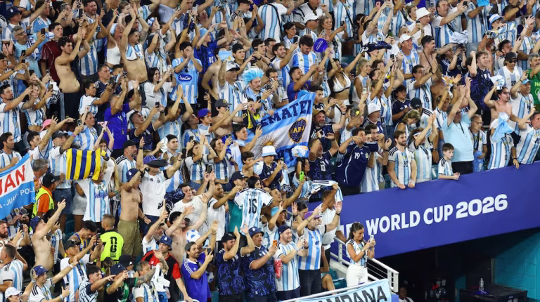 Cuánto sale viajar a Atlanta para el partido de la Selección argentina contra Egipto por los octavos de final del Mundial