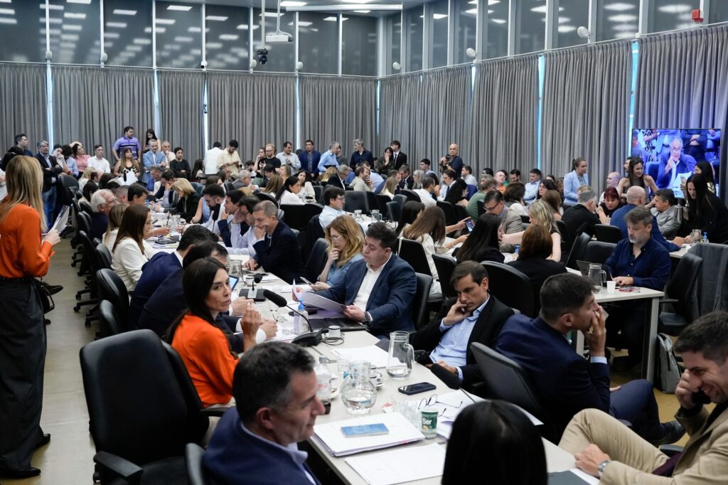 Inocencia Fiscal: el oficialismo dictaminó un proyecto con límites para funcionarios