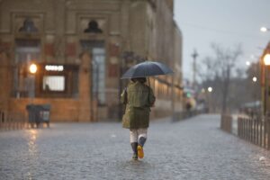 Anuncian seis días de lluvias y vientos de hasta 50 km/h en varias regiones