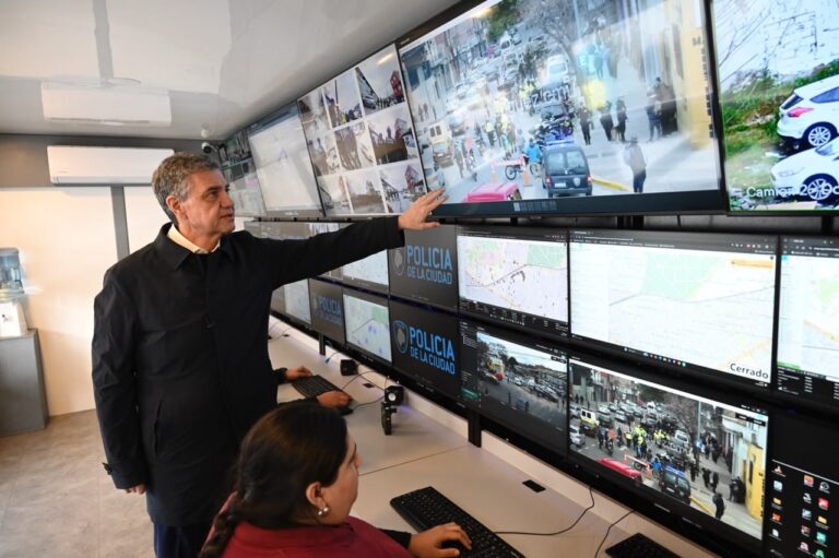 Operativo en La Carbonilla: frenan nuevas construcciones en La Paternal