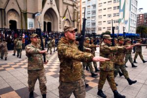 Sueldos de las Fuerzas Armadas en agosto de 2026: cuánto cobran tras el aumento