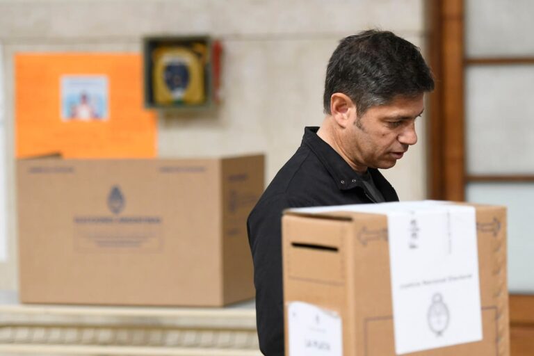 Oposición a Kicillof propone suspender o hacer optativas las PASO en la provincia