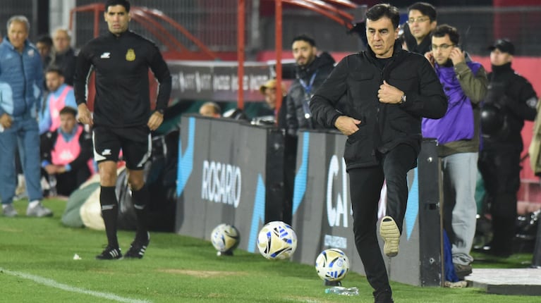 Independiente en crisis: Quinteros dejó de ser el DT tras la eliminación