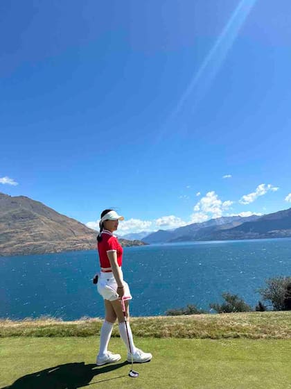 Murió Jessica Bang, promesa del golf, a los 18 años tras desplomarse en un torneo