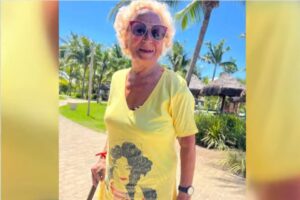 Marta tiene 100 años, nunca fue al gimnasio ni toma medicamentos