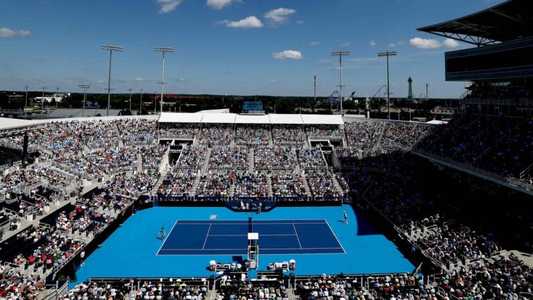 Marco Trungelliti juega ante Medjedovic en el ATP de Cincinnati