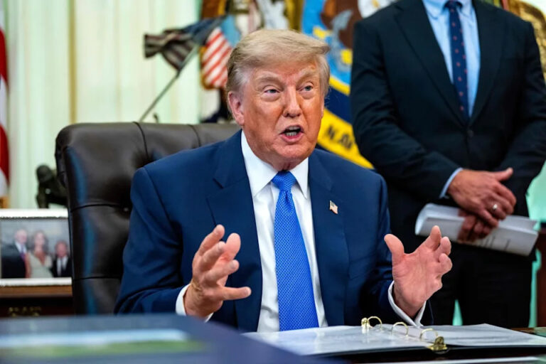 Trump impone aranceles de hasta 100% a drones y componentes importados
