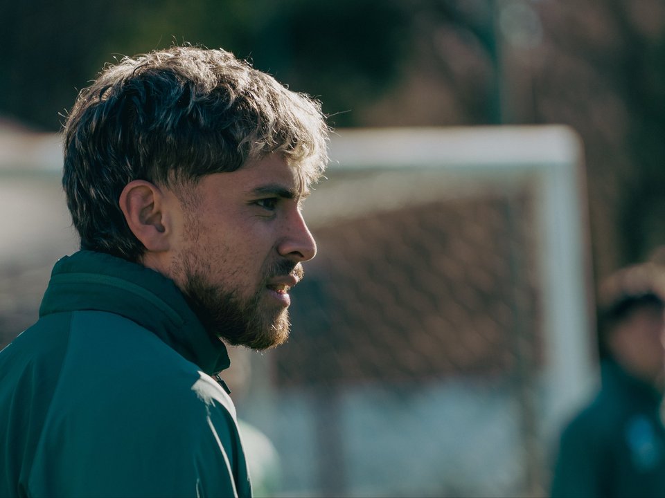 Banfield levantó las inhibiciones y habilita a sus refuerzos, entre ellos Alexander Machado