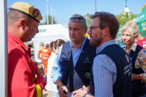 Desalojos preventivos en Aznalcóllar y El Castillo por incendio de Niebla
