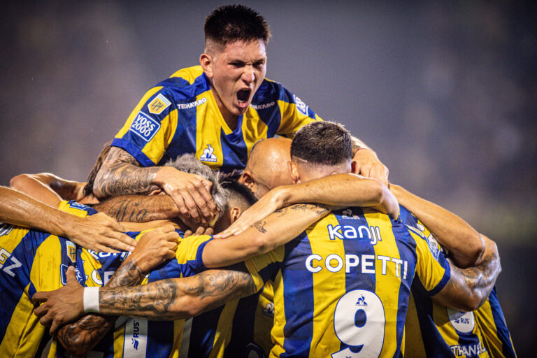 rosariocentral.com