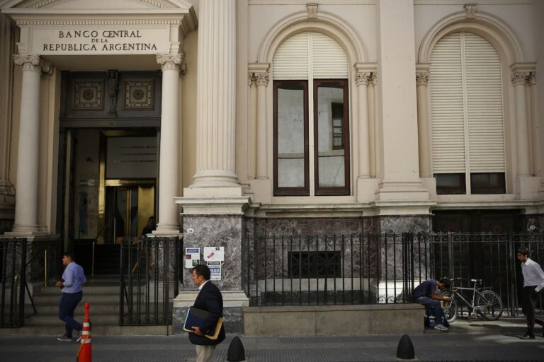www.lanacion.com.ar