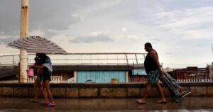 El tiempo en Mar del Plata: vuelven las lluvias y rige un alerta por vientos