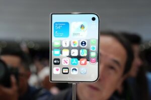 Apple presentó el iPhone 18 y su primer modelo plegable
