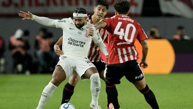 Estudiantes reclamó sanciones a Conmebol tras cruce con Corinthians