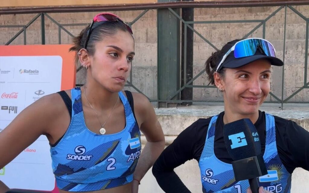 Brenda Churin y Belén Enriquez debutaron con un triunfo